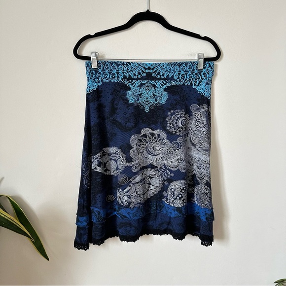 Desigual A- Line Black and Blue Paisley Print Skirt Size L - Picture 3 of 8